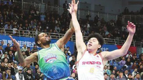 阿莫林竞技盛宴：全民欢腾，精彩对决邀您共赏！